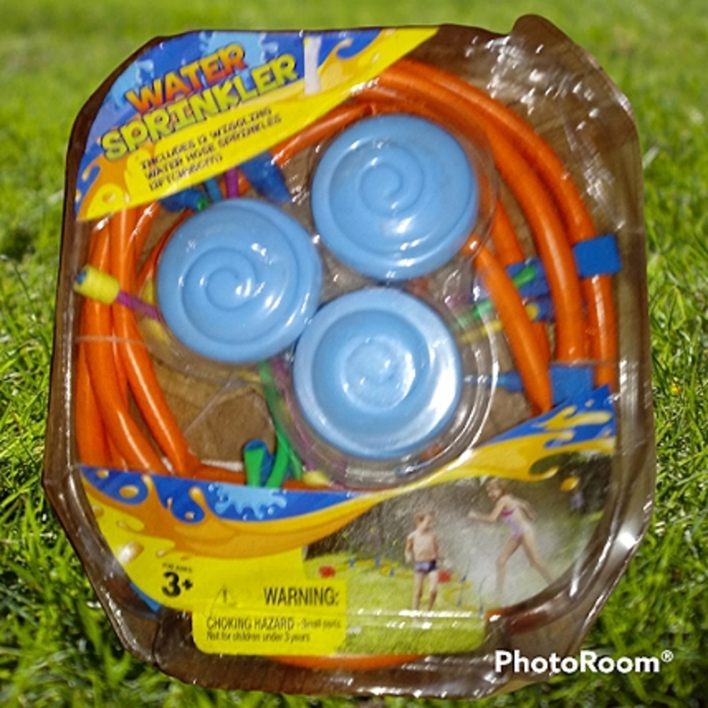 Water Sprinkler New in pack